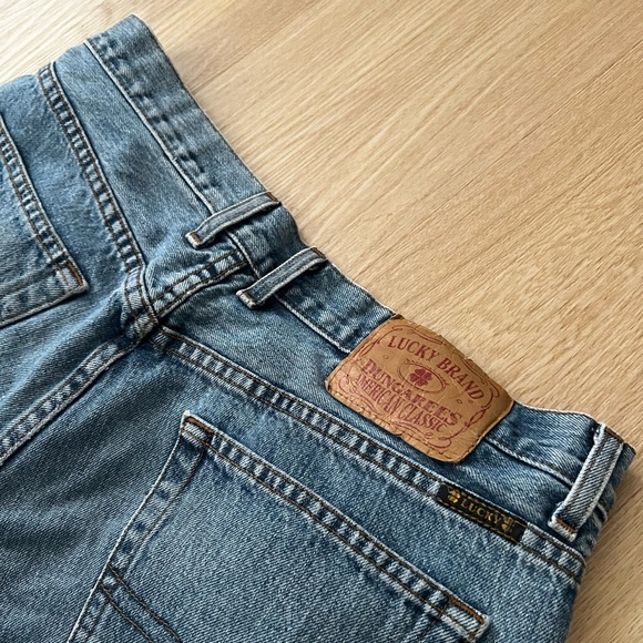 Vintage Lucky Brand Denim Shorts - Picture 3 of 8